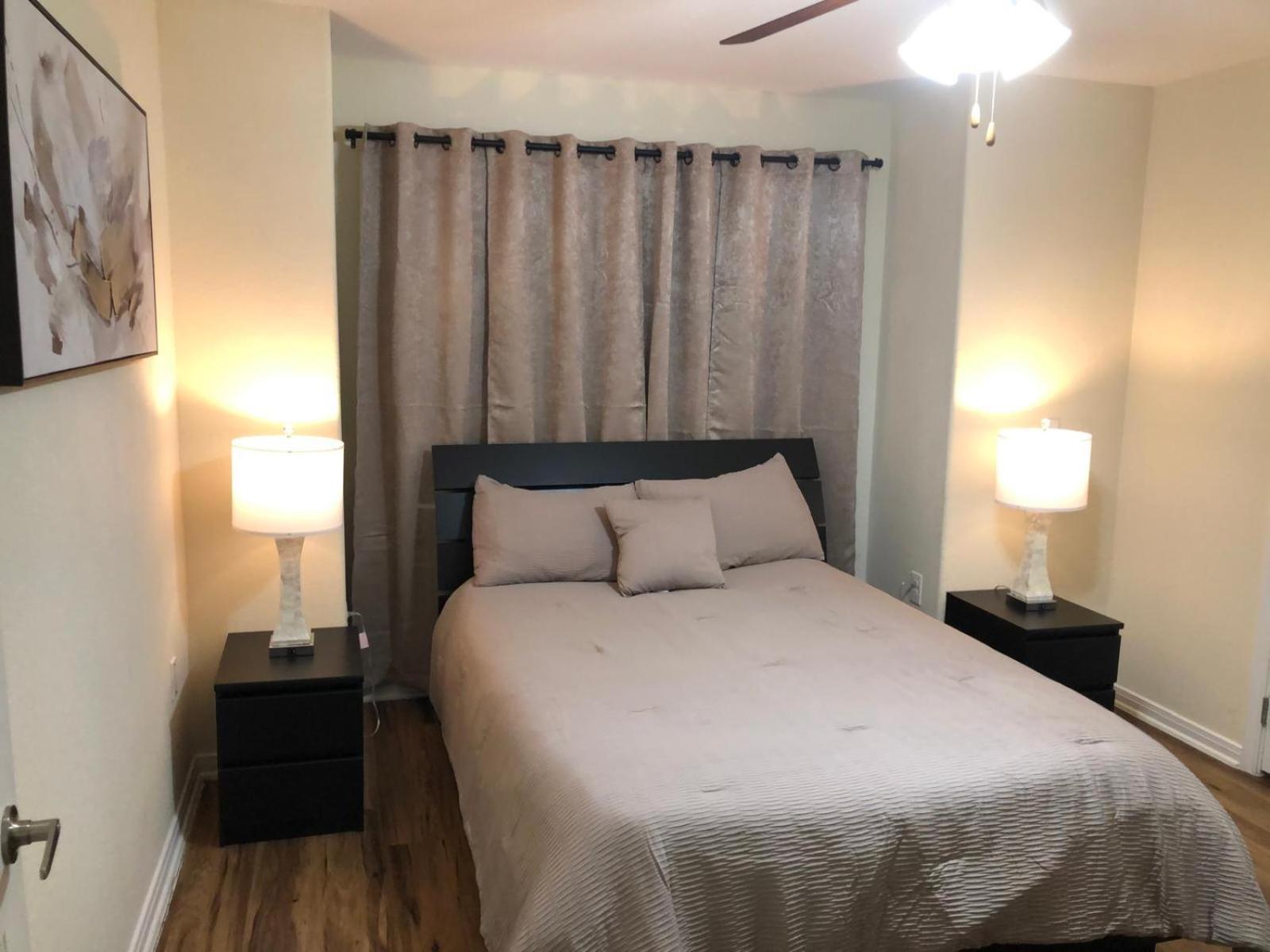 Spacious Villa Close To The Beach, 10 Sleeps Галвестън Екстериор снимка